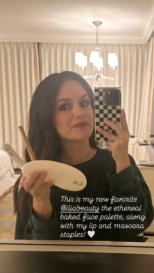 rachelbilson_20251112_001.jpg
